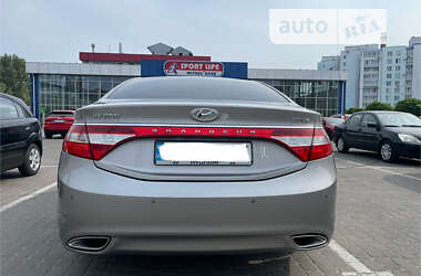 Седан Hyundai Grandeur 2012 в Черкасах