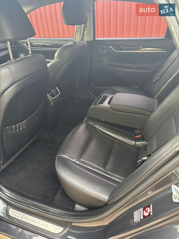Седан Hyundai Grandeur 2019 в Киеве
