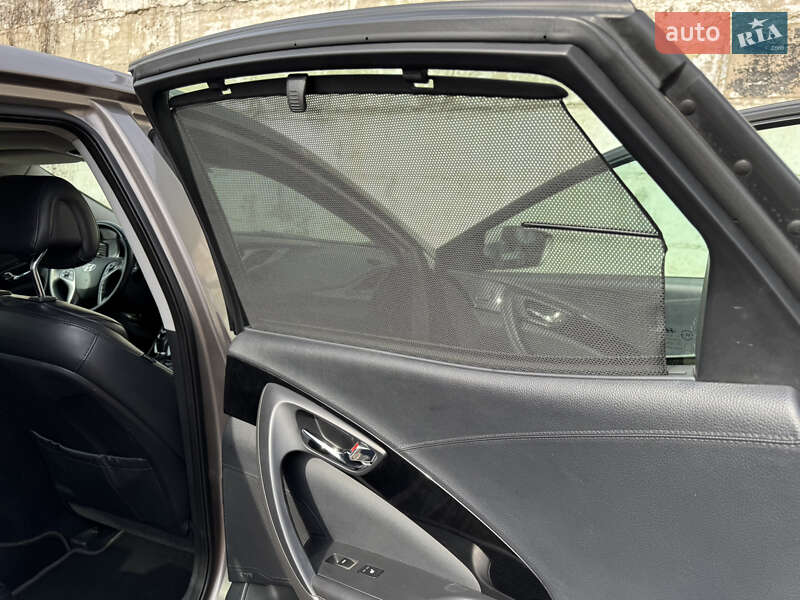 Седан Hyundai Grandeur 2013 в Києві