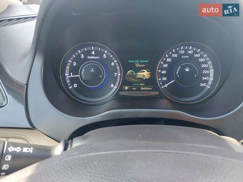 Седан Hyundai Grandeur 2011 в Києві