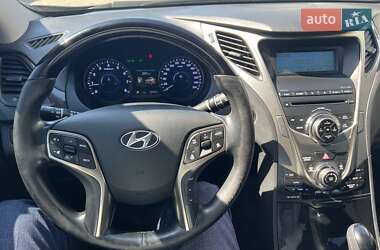 Седан Hyundai Grandeur 2013 в 