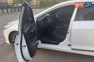 Седан Hyundai Grandeur 2014 в 