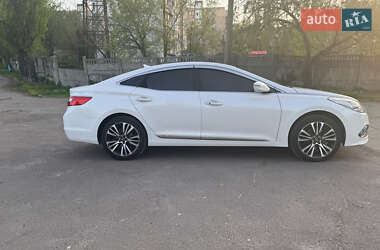 Седан Hyundai Grandeur 2014 в 