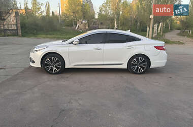 Седан Hyundai Grandeur 2014 в 