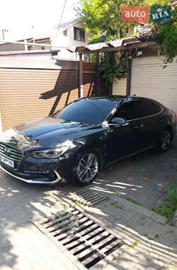 Седан Hyundai Grandeur 2017 в Одессе