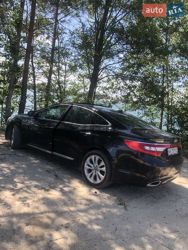 Седан Hyundai Grandeur 2013 в Києві фото 9 Седан Hyundai Grandeur 2013 в Києві