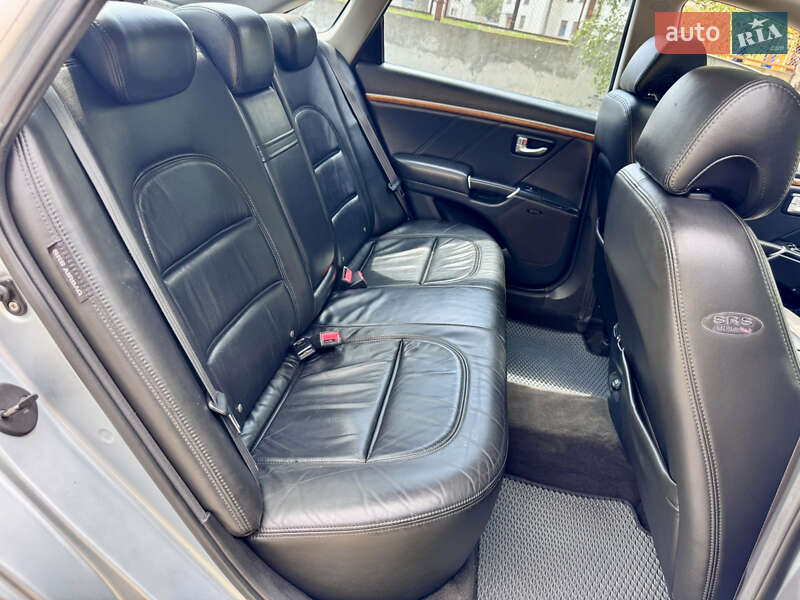 Седан Hyundai Grandeur 2006 в Києві