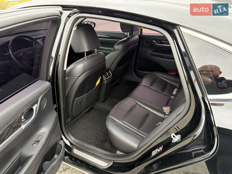 Седан Hyundai Grandeur 2017 в Киеве