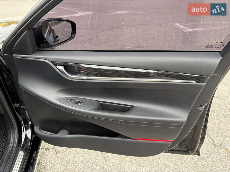 Седан Hyundai Grandeur 2017 в Киеве