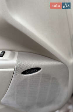 Седан Hyundai Grandeur 2007 в  фото 11 Седан Hyundai Grandeur 2007 в