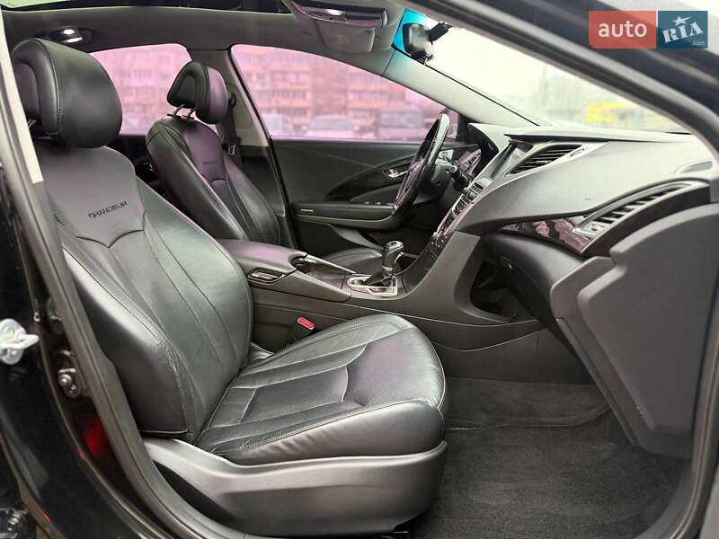 Седан Hyundai Grandeur 2013 в Києві