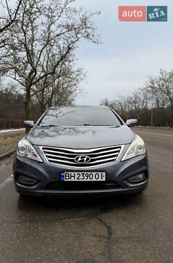 Седан Hyundai Grandeur 2012 в Одессе
