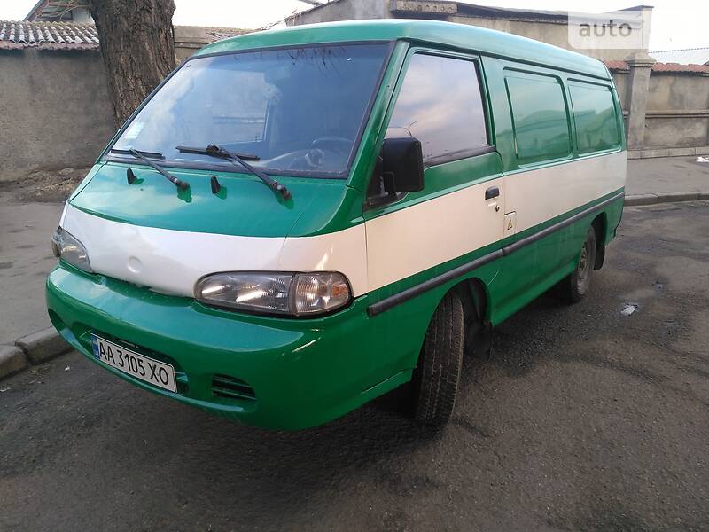 Грузопассажирский фургон Hyundai H 100 1999 в Киеве