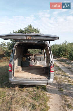 Грузовой фургон Hyundai H 100 1996 в Великих Мостах