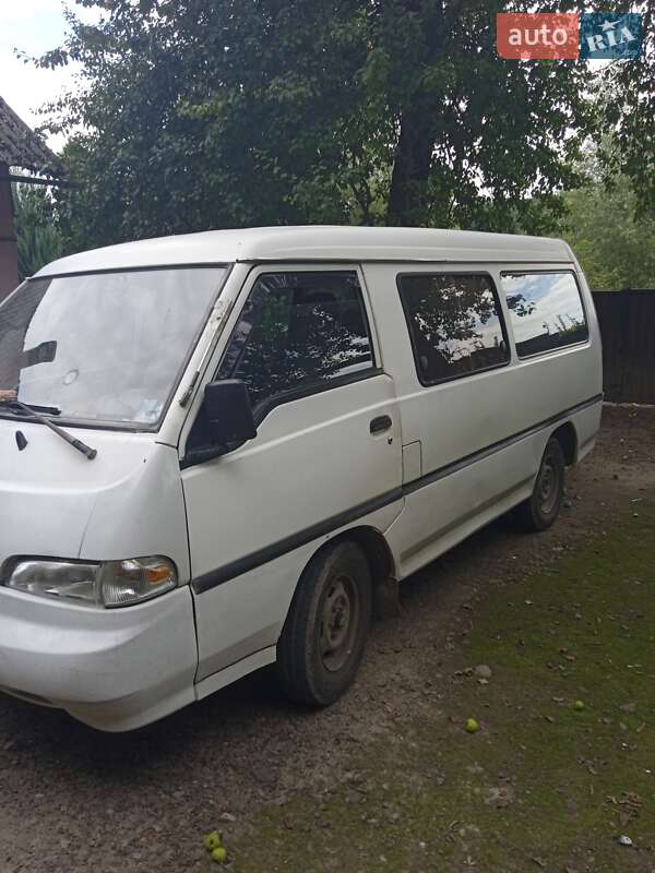 Мінівен Hyundai H 100 1996 в Мостиській