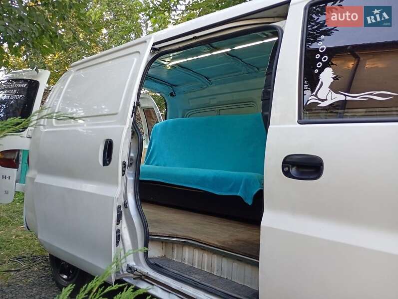 Мінівен Hyundai H 100 2000 в Луцьку фото 2 Мінівен Hyundai H 100 2000 в Луцьку