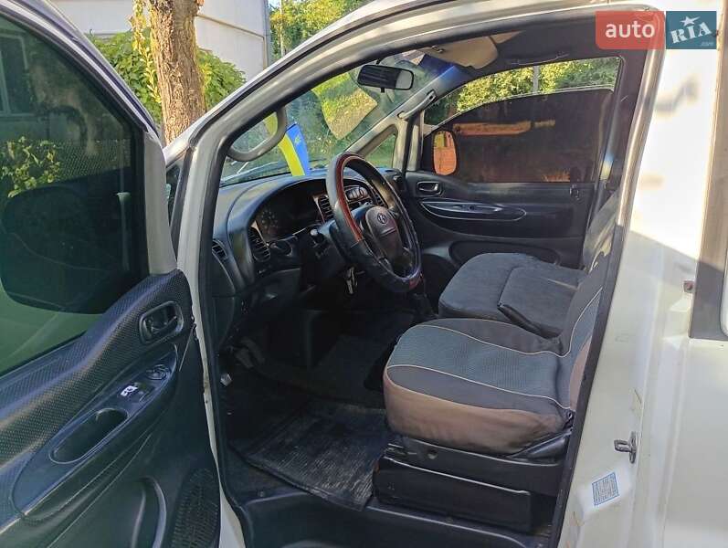 Мінівен Hyundai H 100 2000 в Луцьку фото 4 Мінівен Hyundai H 100 2000 в Луцьку