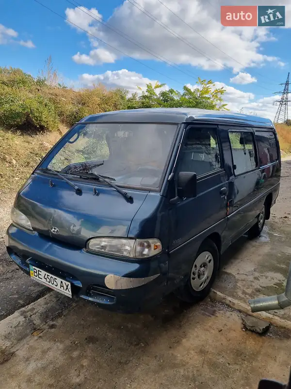 Hyundai H 100