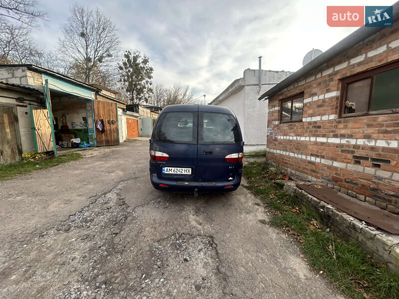 Грузовой фургон Hyundai H 100 2001 в Житомире