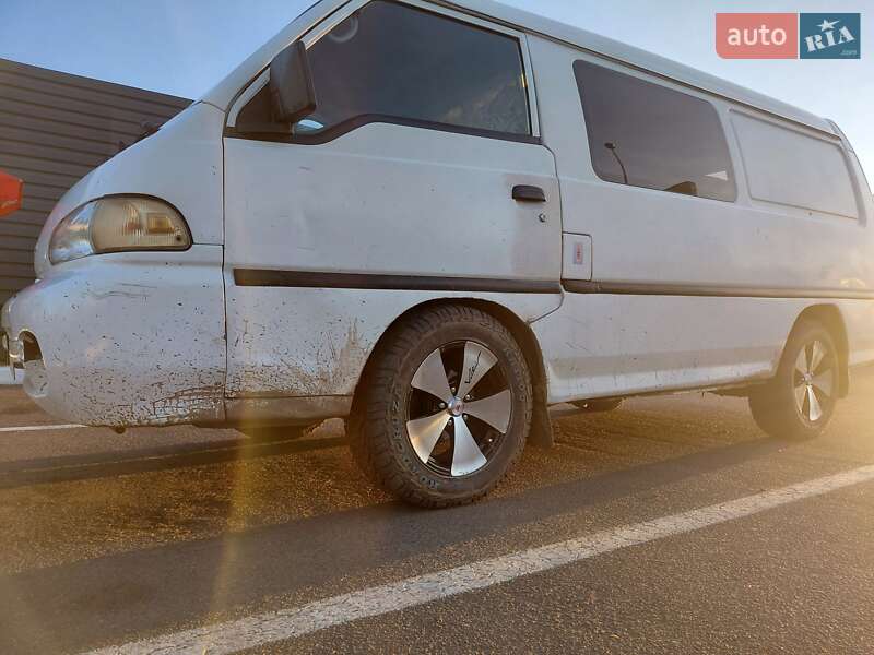 Мінівен Hyundai H 100 1997 в Миколаєві