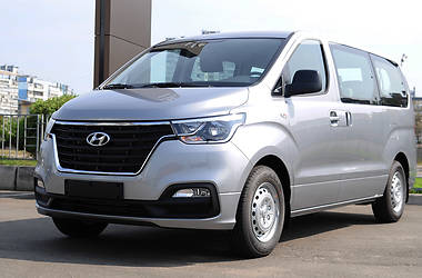 Минивэн Hyundai H-1 2018 в Киеве