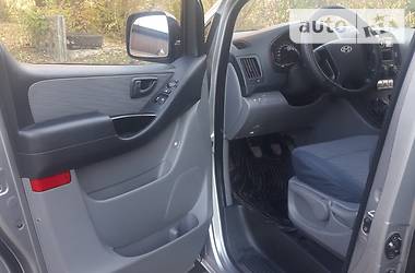 Мінівен Hyundai H-1 2011 в Сумах