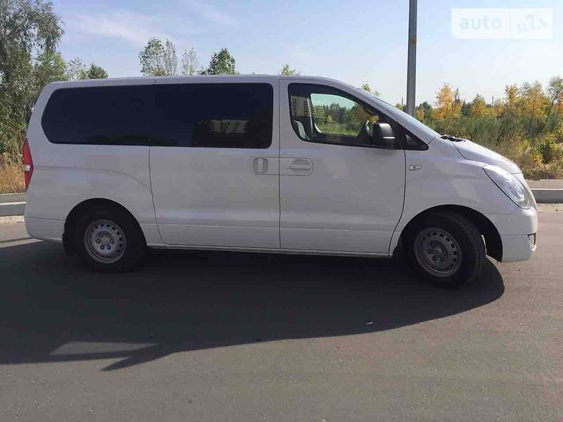 Минивэн Hyundai H-1 2016 в Киеве