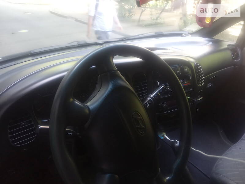 Мінівен Hyundai H-1 2005 в Миколаєві