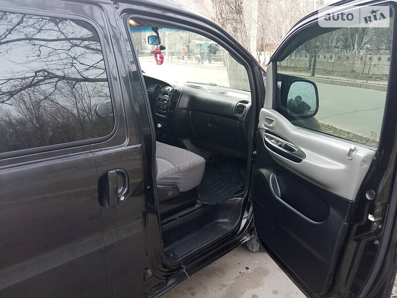 Мінівен Hyundai H-1 2005 в Миколаєві