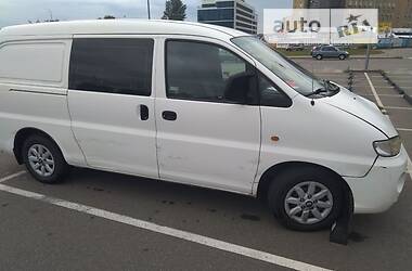 Минивэн Hyundai H-1 2005 в 