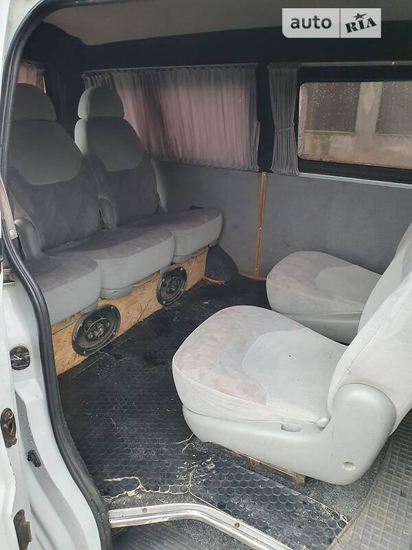 Минивэн Hyundai H-1 2006 в Килии