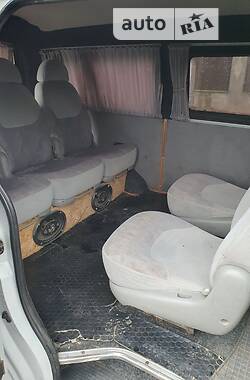 Минивэн Hyundai H-1 2006 в 