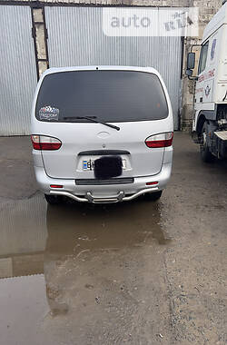 Мінівен Hyundai H-1 2000 в Одесі