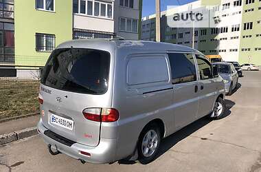 Грузопассажирский фургон Hyundai H-1 2004 в 