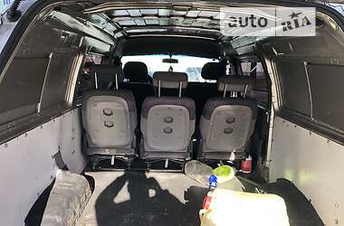 Грузопассажирский фургон Hyundai H-1 2004 в 