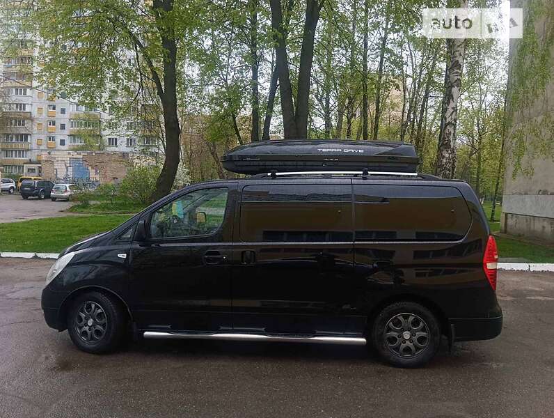 Мінівен Hyundai H-1 2011 в Києві