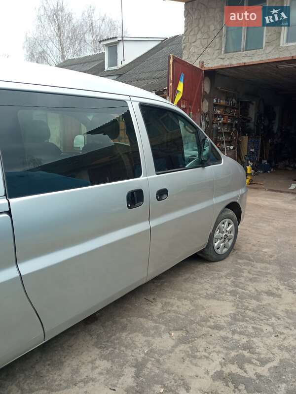 Минивэн Hyundai H-1 2007 в Радивилове