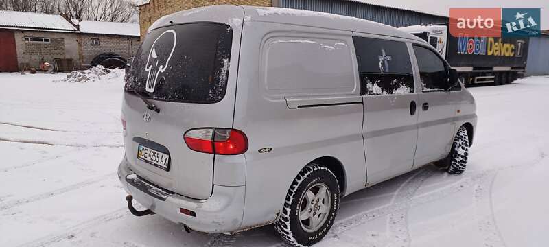 Мінівен Hyundai H-1 2002 в Києві