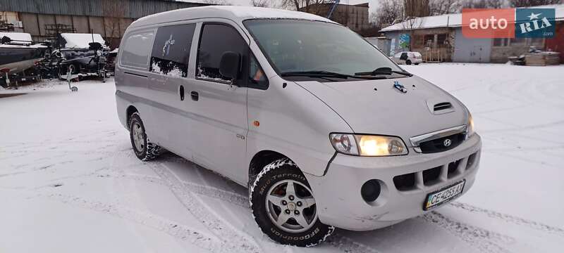 Мінівен Hyundai H-1 2002 в Києві