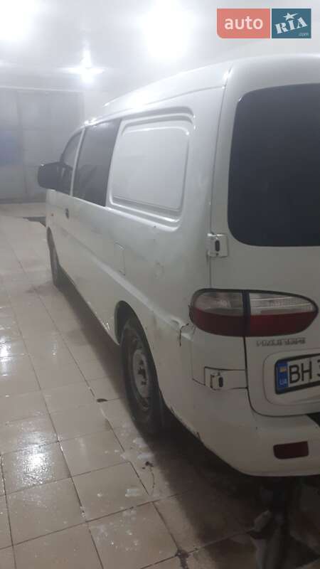 Минивэн Hyundai H-1 2007 в Одессе