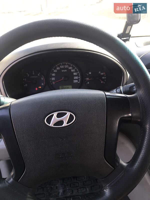 Минивэн Hyundai H-1 2008 в Одессе фото 15 Минивэн Hyundai H-1 2008 в Одессе