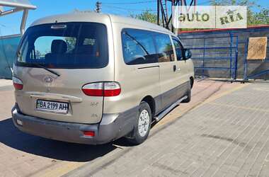 Мінівен Hyundai H-1 2006 в Києві