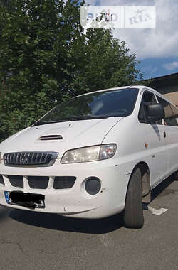 Грузопассажирский фургон Hyundai H-1 2005 в Бершади