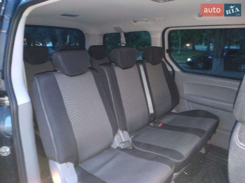 Минивэн Hyundai H-1 2016 в Одессе