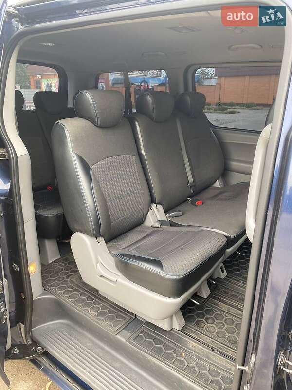 Мінівен Hyundai H-1 2008 в Новомосковську