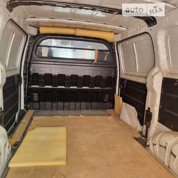 Грузовой фургон Hyundai H-1 2012 в Киеве