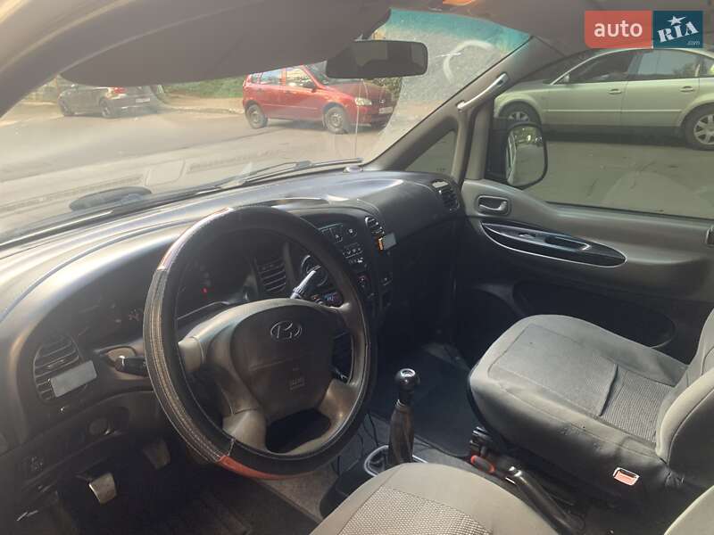 Мінівен Hyundai H-1 2007 в Одесі