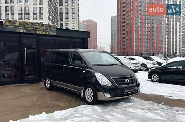 Мінівен Hyundai H-1 2013 в Києві