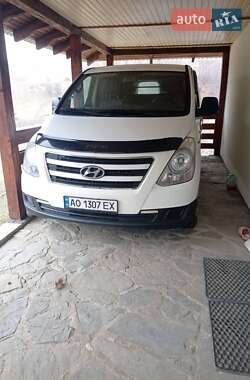 Мінівен Hyundai H-1 2013 в Хусті