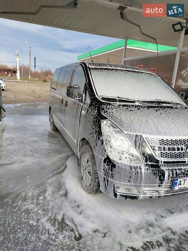 Мінівен Hyundai H-1 2012 в Коломиї
